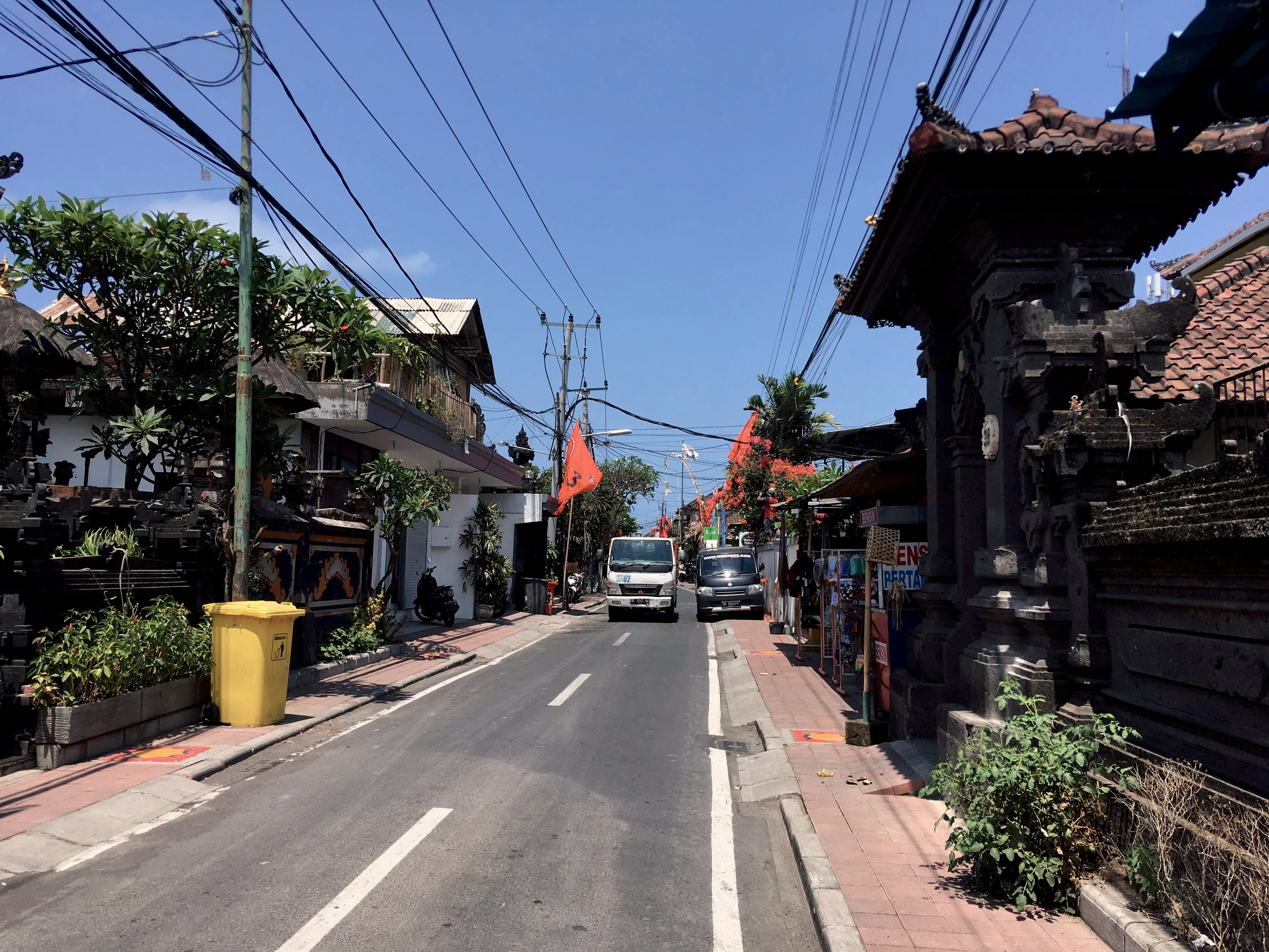 Sebuah jalan di Seminyak