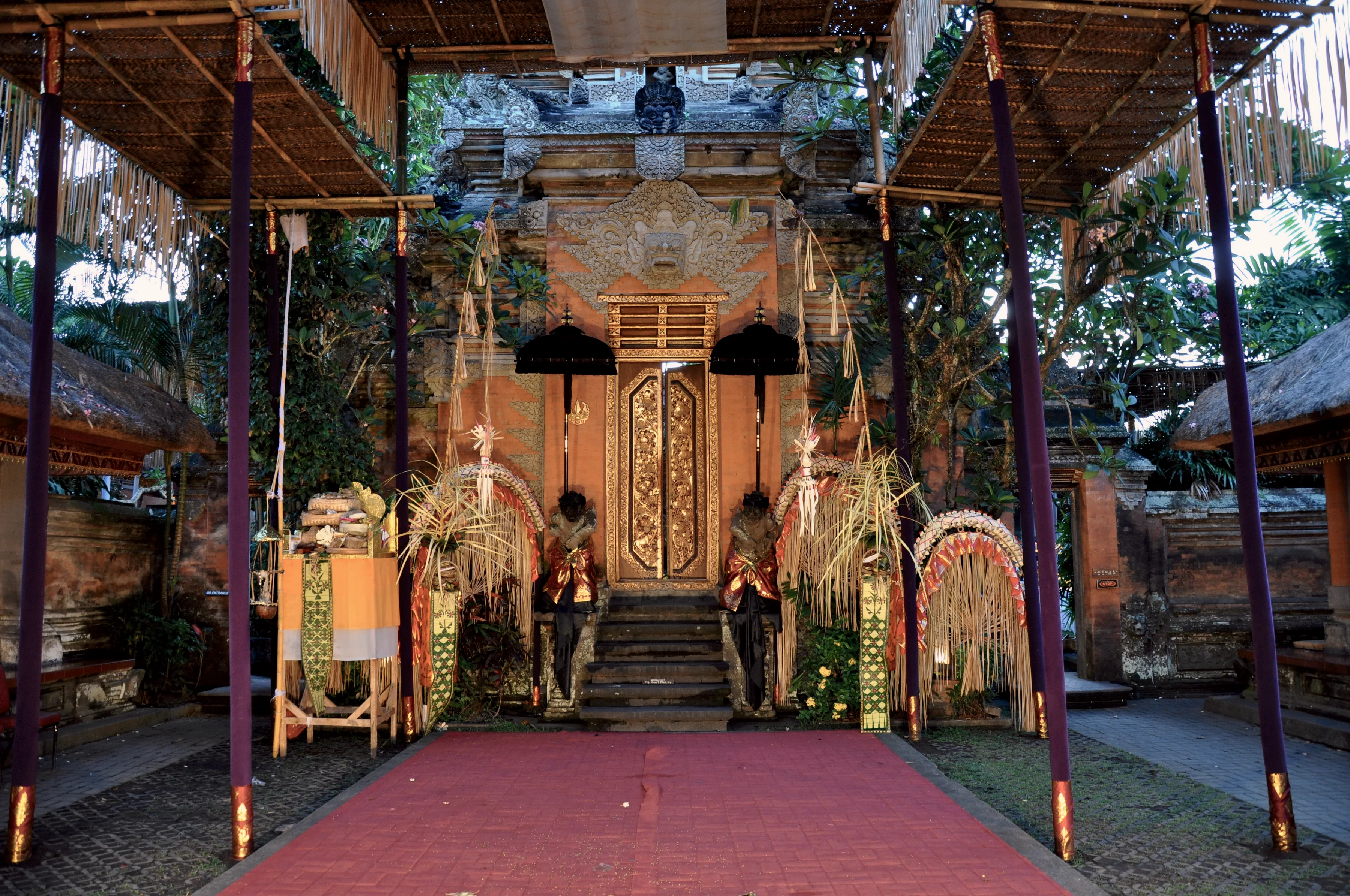 La porte du palais d’Ubud